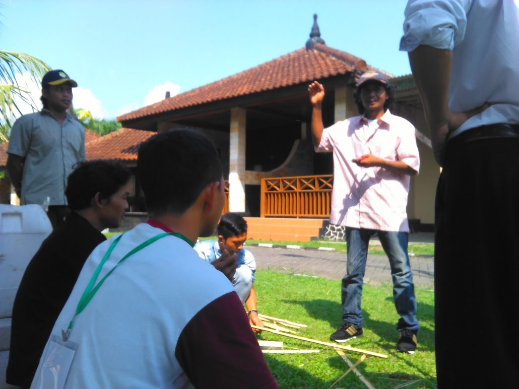Upaya Pengembangan Wirausaha Baru bagi IKM Kerajinan Sangkar Burung di wilayah Kabupaten Banyumas 