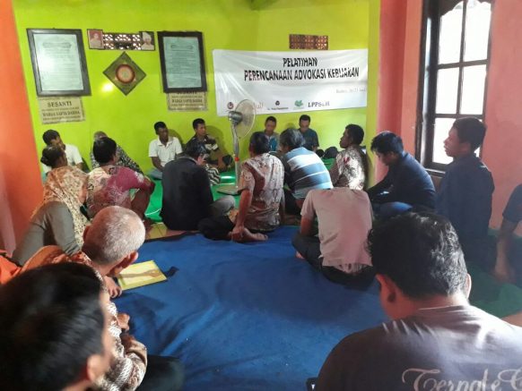 Pentingnya Pelatihan Advokasi Kebijakan Publik Bagi Komunitas Termarginalkan