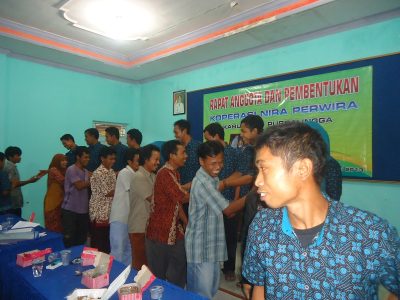 rapat pembentukan Koperasi Nira Perwira