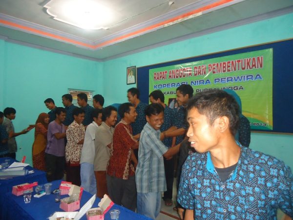 rapat pembentukan Koperasi Nira Perwira