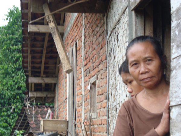 Kasri Perempuan Penopang Keluarga