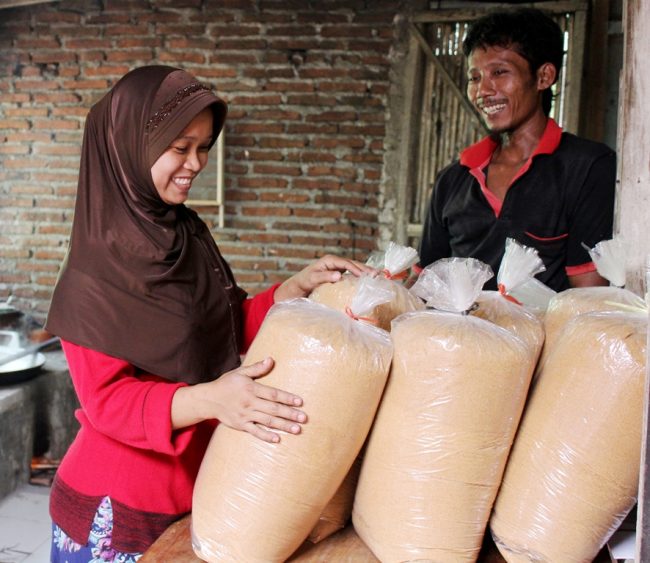 Gula Kelapa, Bisa Kok Menjadi Salah Satu Produk Bagus Yang Diminati Masyarakat